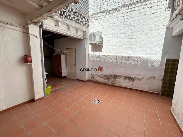 Vivienda en planta baja con patio — 2