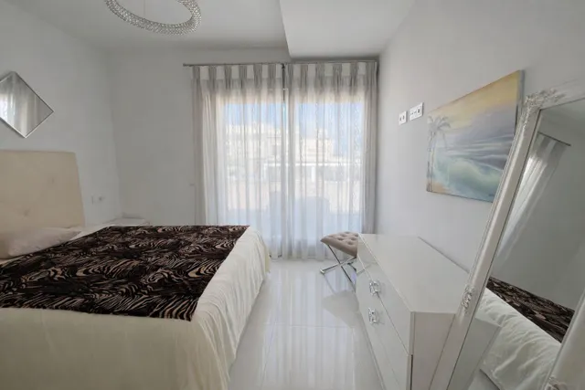 Descubre tu Villa de Lujo en Villamartín, Orihuela Costa ✨ — 15