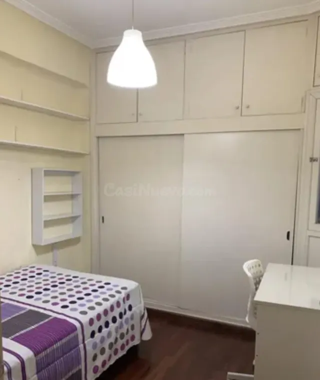Piso amueblado en Calle San Antón, 19 – Luminoso, amplio y e - foto 5
