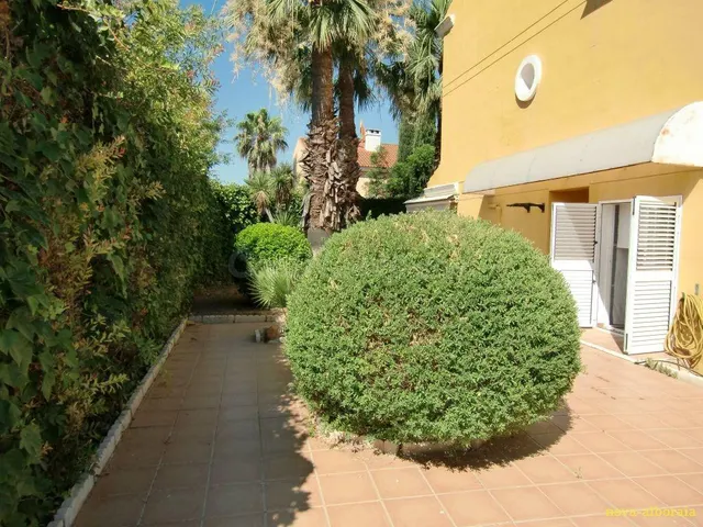 Pareado 4 habitaciones 175m² en venta - Mas Camarena - foto 3