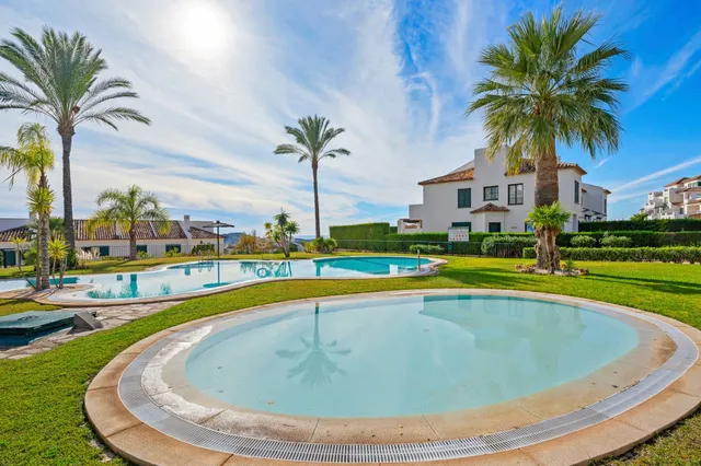 Apartamento 1 habitación 87m² en venta - Sierra cortina — 34