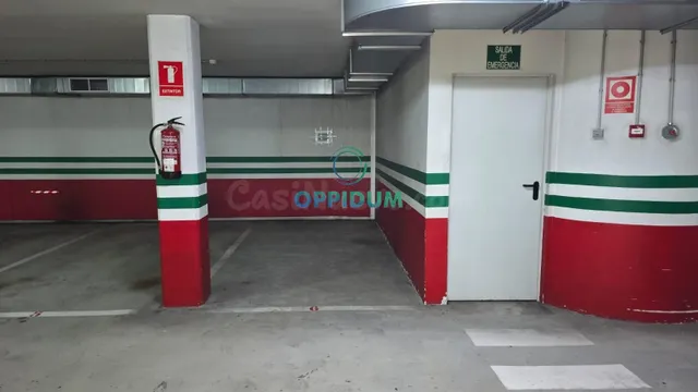 Se vende plaza de garaje en Avda. Monelos 147, A Coruña - foto 2