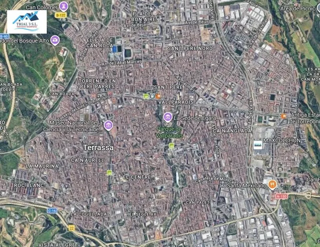 Venta de Casa Adosada en Terrassa (Barcelona) — 3
