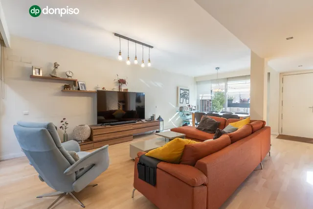 Espacio, confort y calidad: magnífica vivienda unifamiliar adosada — 5
