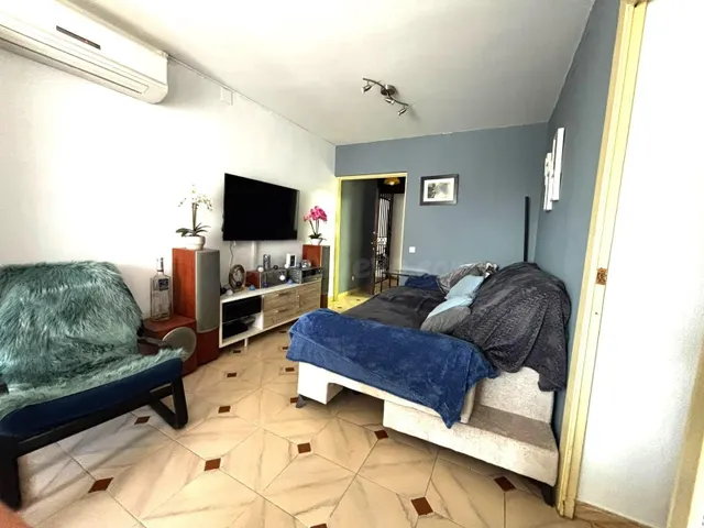 MAGNÍFICO PISO EN VENTA EN BDA. LA PRUSIANA (MAIRENA) - foto 4