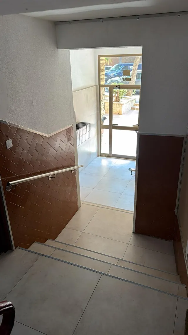 Piso Estratégico en el Corazón Universitario de Tarragona 2 Hab 1 baño 130.000€ — 13