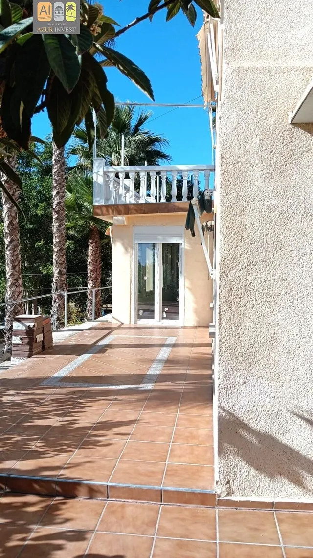 Chalet en El Tosal-La Nucía — 28