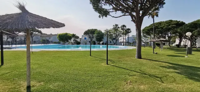 Apartamento de 2 dormitorios a 350 metros de la Playa La Bar