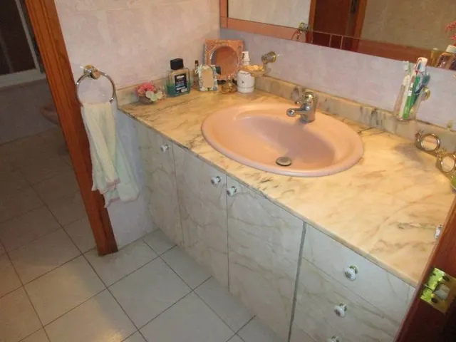 Chalet en venta de dos plantas, con piscina y tres almacenes. — 7