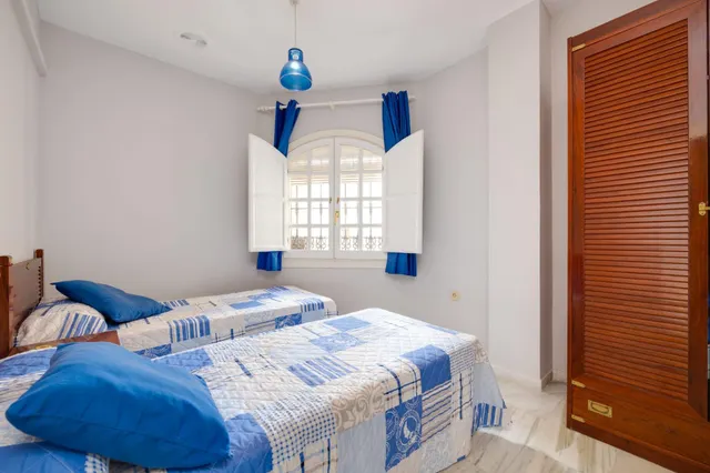Venta Apartamento, Playa de Los Locos,  Primera línea de playa Torrevieja piscina comunitaria — 32