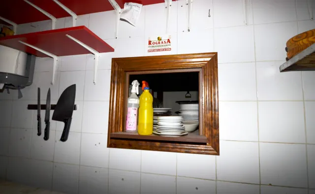 Urbis te ofrece un magnífico local comercial disponible en el centro de Béjar (Salamanca) — 9