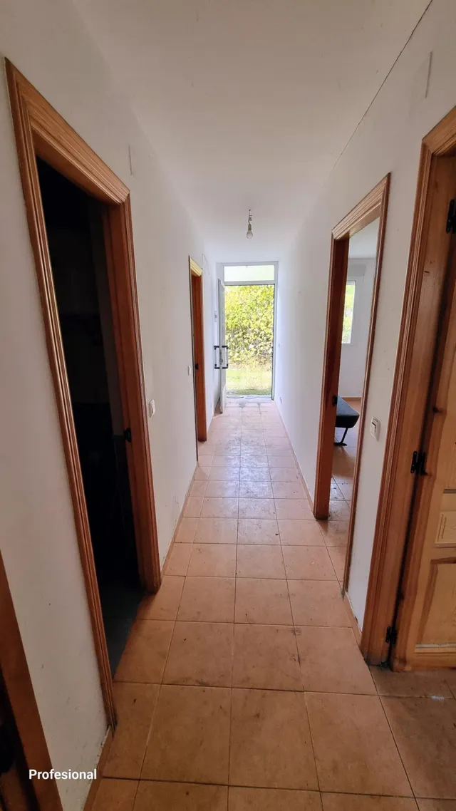 CASA CON TERRENO EN COLUMBRIANOS — 10