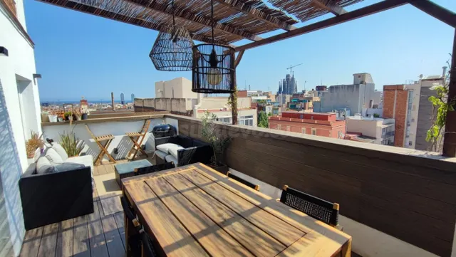 Atico Duplex con terraza a nivel del salon, VISTAS al mar y  - foto 2