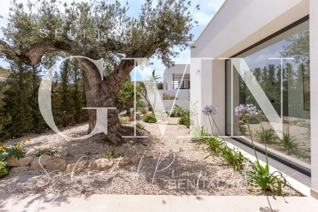 ESPECTACULAR VILLA CON LAS MEJORES VISTAS BENITACHELL — 3