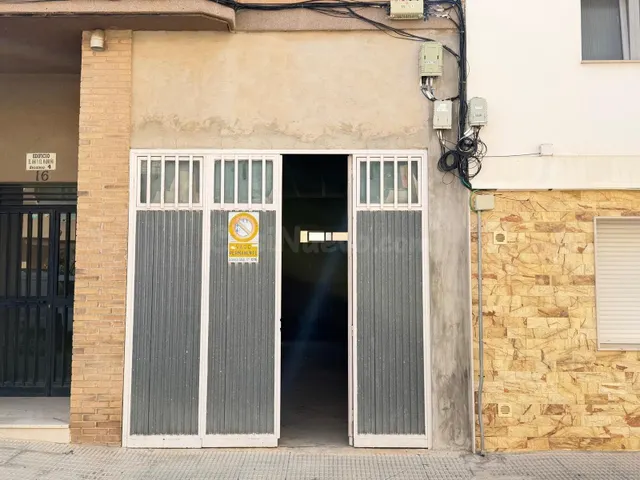 Oportunidad de Inversión en Local Comercial en Lo Pagan — 3