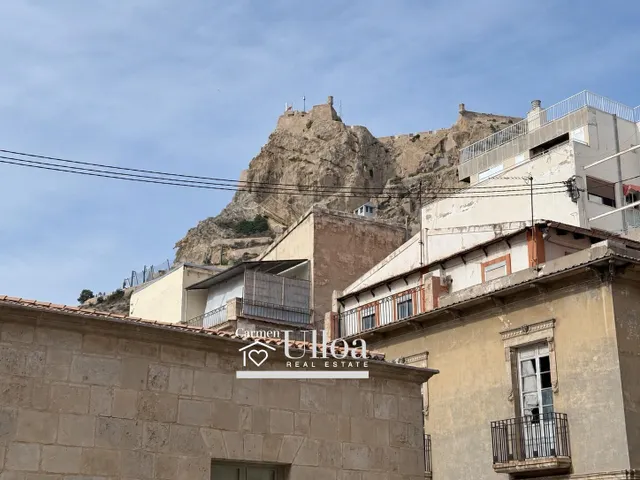 APARTAMENTO DE DISEÑO CON VISTAS AL MAR  Y AL CASTILLO PLAYA POSTIGUET — 40