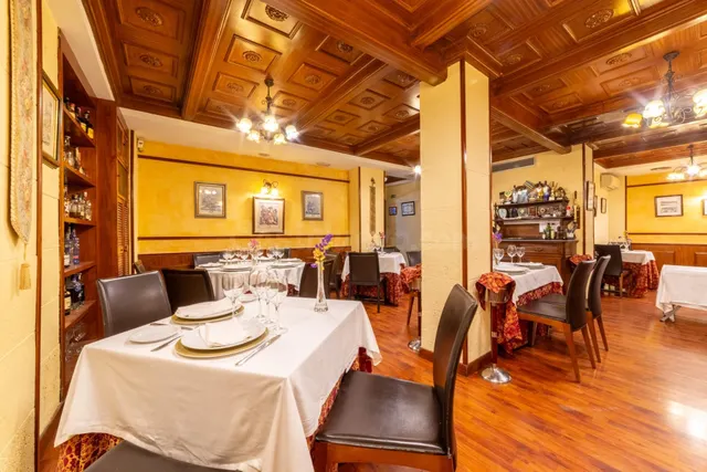 VENTA DE RESTAURANTE EN CENTRO HISTÓRICO DE ALMERÍA — 5