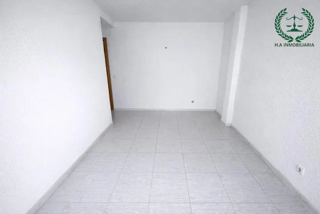 DUPLEX LUMINOSO EN EL MOLAR, CON TRASTERO — 3