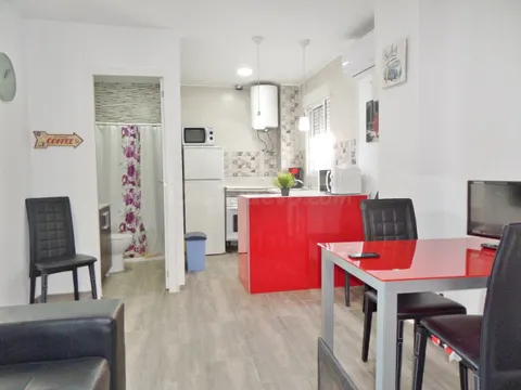 OCASION INVERSORES EDIFICIO EN EL CENTRO DE ALICANTE, 7 APARTAMENTOS REFORMADOS Y AMUEBLADOS