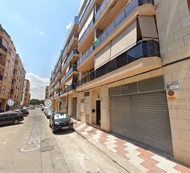 Se vende piso OKUPA en Algemesí (Valencia) - foto 2