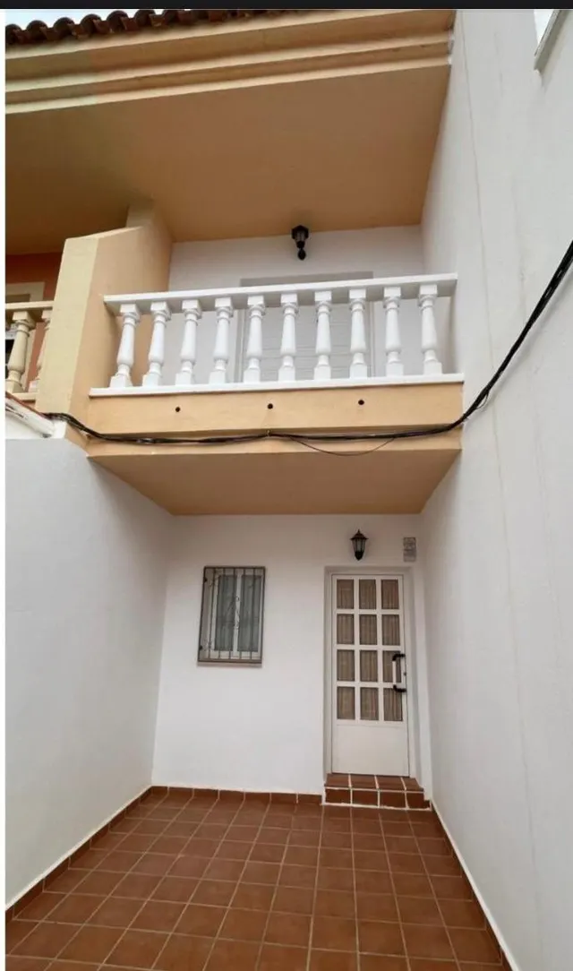 Casa Adosada en Alquiler en Casas Ibáñez, Albacete — 9
