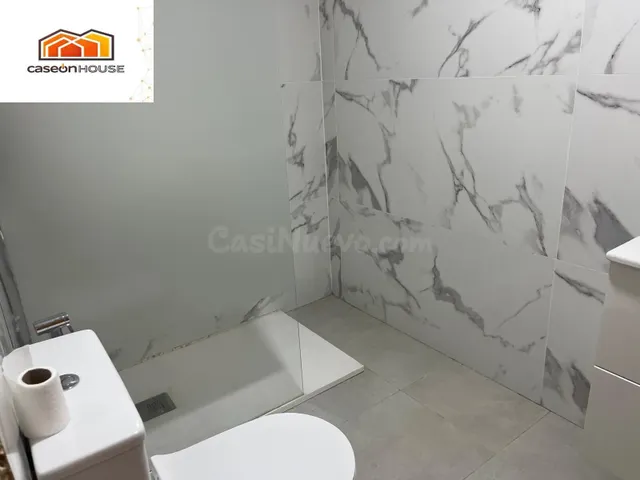 CASA DE UNA SOLA PLANTA EN  CHICLANA — 4