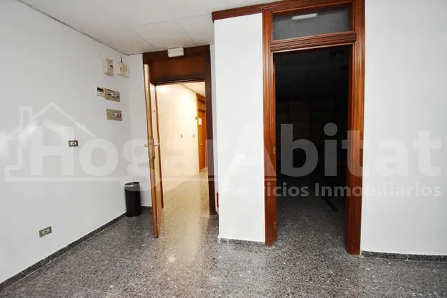 DESPACHO CON 3 ESTANCIAS CERCA DEL PARQUE RIBALTA — 33