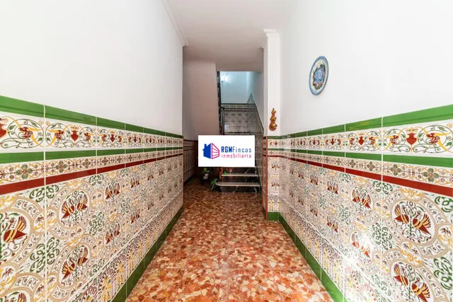 GRAN CASA CON DOS VIVIENDAS INDEPENDIENTES, AMPLIO PATIO Y AZOTEA – UNA OPORTUNIDAD ÚNICA PARA FAMILIAS O INVERSORES — 30