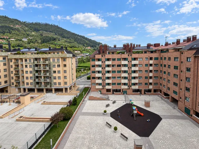 ¡a estrenar! dos dormitorios, terraza, garaje y trastero en Oviedo — 20