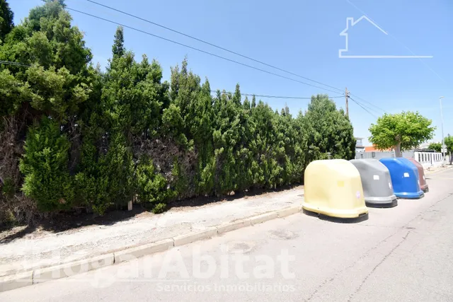 ¡MAGNÍFICA OPORTUNIDAD! TERRENO URBANO Y AMPLIO EN LA PLAYA DE NULES — 20