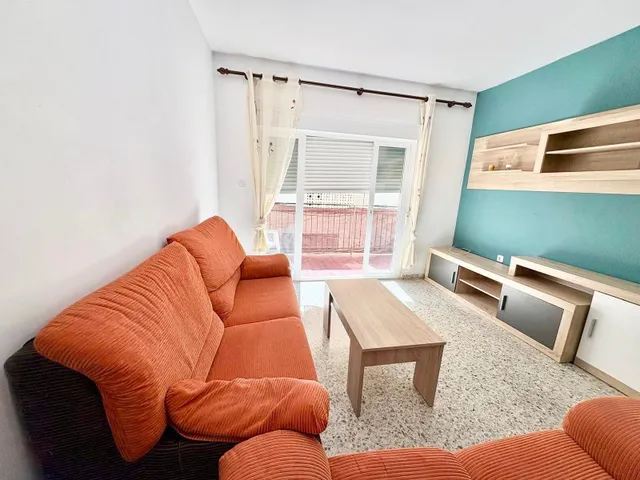 Piso de 3 habitaciones en el corazón de Salobreña - foto 5