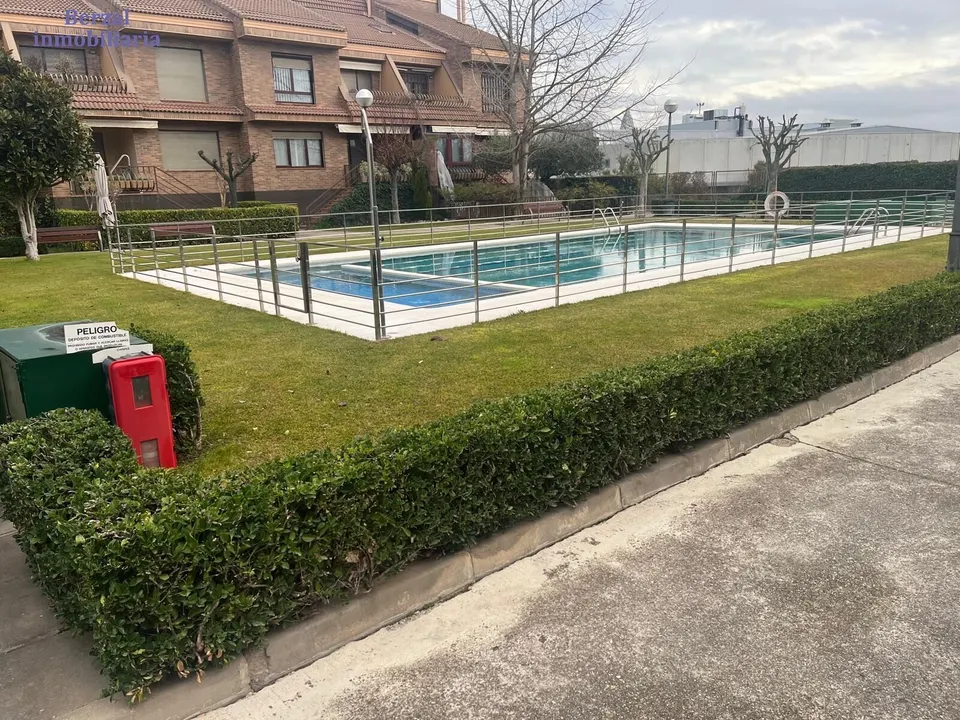 Magnífico chalet en el primer trao de Avda. Madrid de Logroño