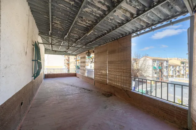 Edificio con gran potencial de desarrollo residencial en Zaidín – Granada — 43