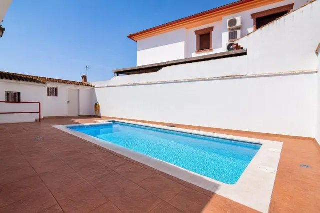 ¡Espectacular Chalet en Tocon, Illora con piscina privada! — 2