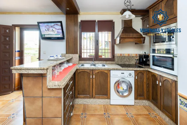 VIVIENDA PAREADA EN MONTELUZ — 22