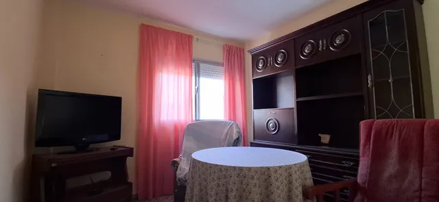 AMPLIA VIVIENDA DE 4 DORMITORIOS Y 2 BAÑOS. MEJOR PRECIO DE ZONA — 14