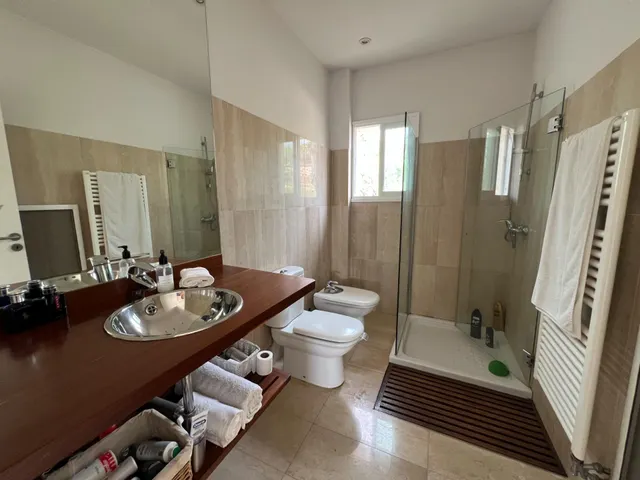 FINCA RÚSTICA EN VENTA CON PISCINA Y JARDÍN — 33