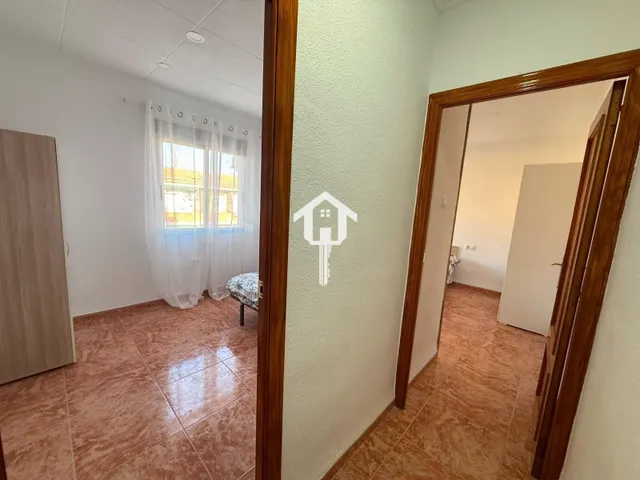 Dúplex reformado de 3 habitaciones con terraza en zona virgen del remedio de Alicante — 15