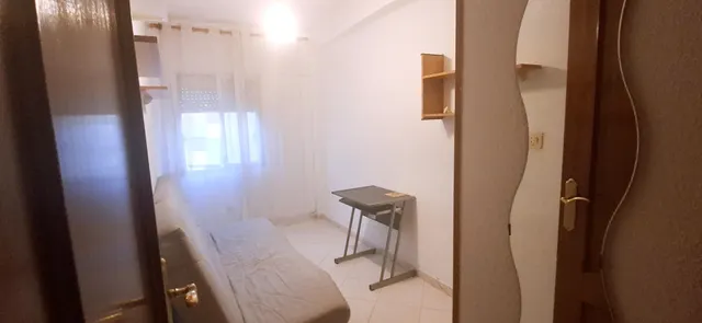 OPORTUNIDAD ÚNICA EN LA ZONA — 12