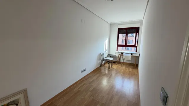 ¡Ático duplex con Terraza, Piscina y Pista de Padel en Maestro Rodrigo! — 32
