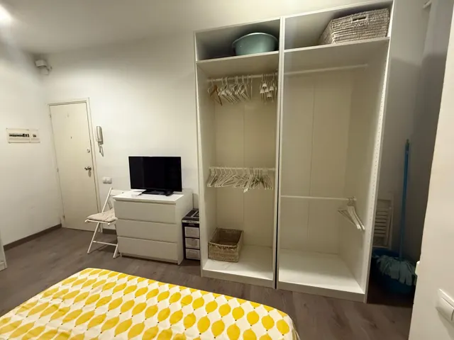 Piso de una habitación — 7
