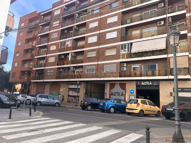 Ref. 8546 SALICO ofrece gran vivienda en Olivereta con plaza - foto 3