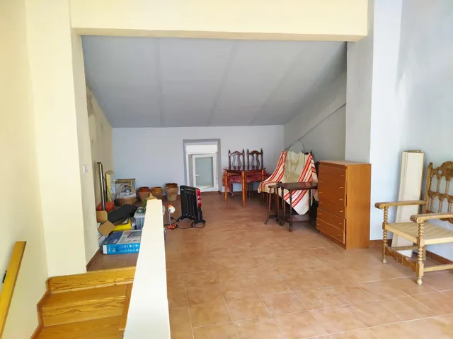 Casa adosada reformada en el centro de Mancha Real — 25