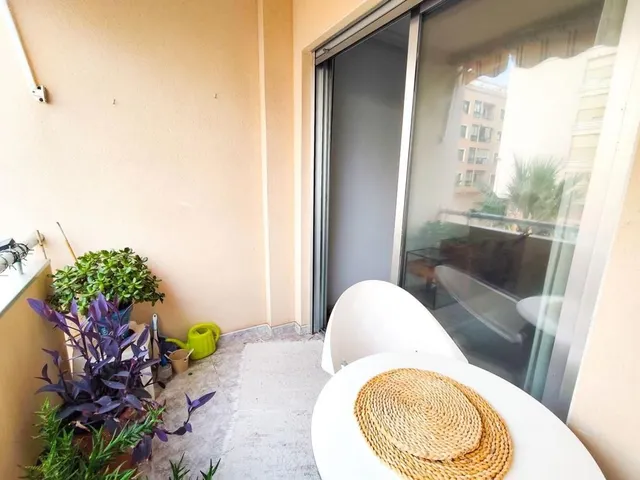 Apartamento 2 habitaciones 75m² en venta - Pueblo — 13