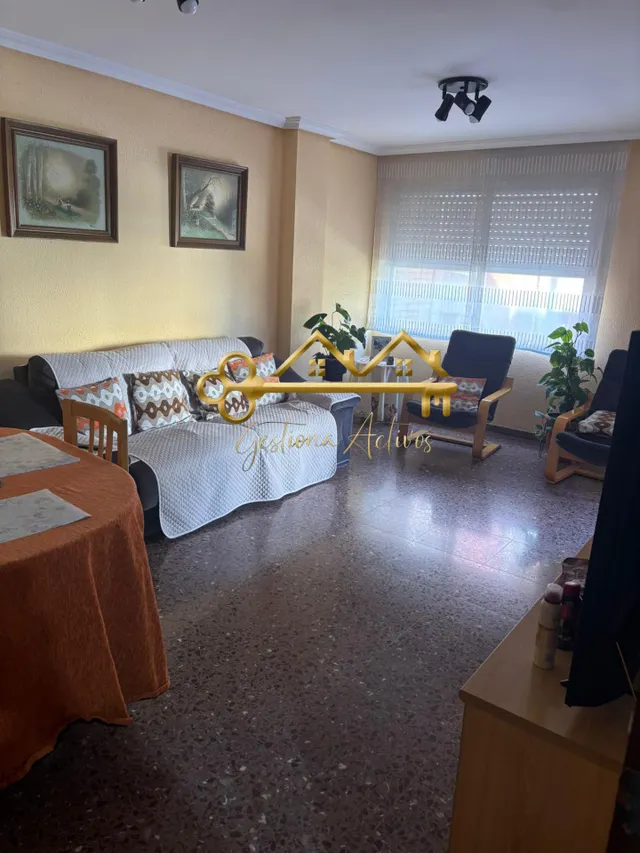 Piso amplio en zona Dos de Mayo — 14