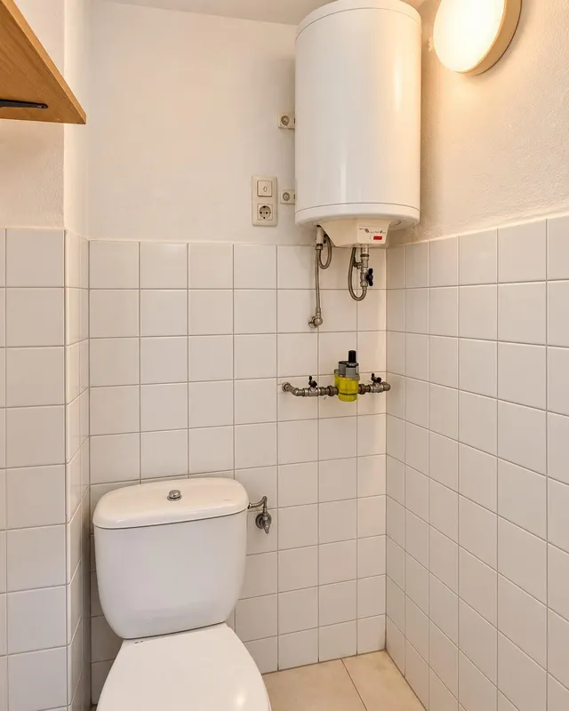 Amplio local de 89 m2 a pie de calle por 82.000 € — 6