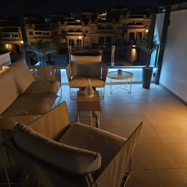 Villa 3 habitaciones 95m² en venta - PAU 26 — 27
