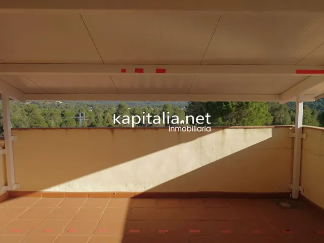 Chalet a la venta en la Sierra Mariola, Bocairent — 37