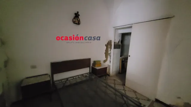 SE VENDE CASA Y PISO — 14