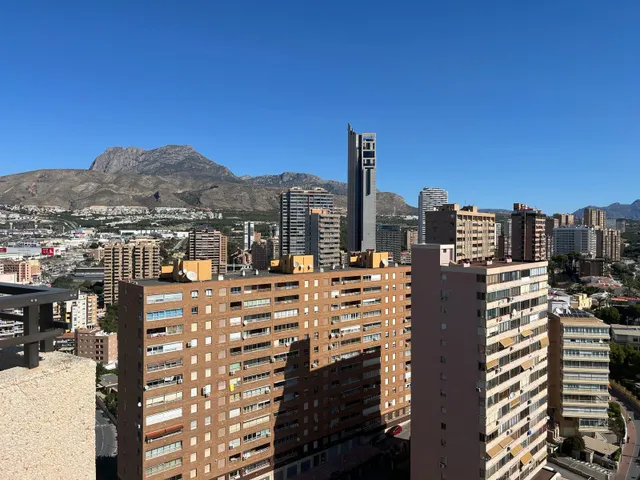 Se vende impresionante Atico de 2 dormitorios con vistas al mar con garaje y trastero — 31